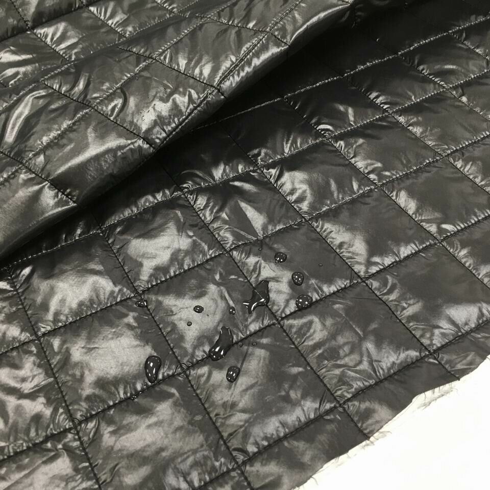 Курточная стежка двусторонняя черный и черный, клетка 5 см